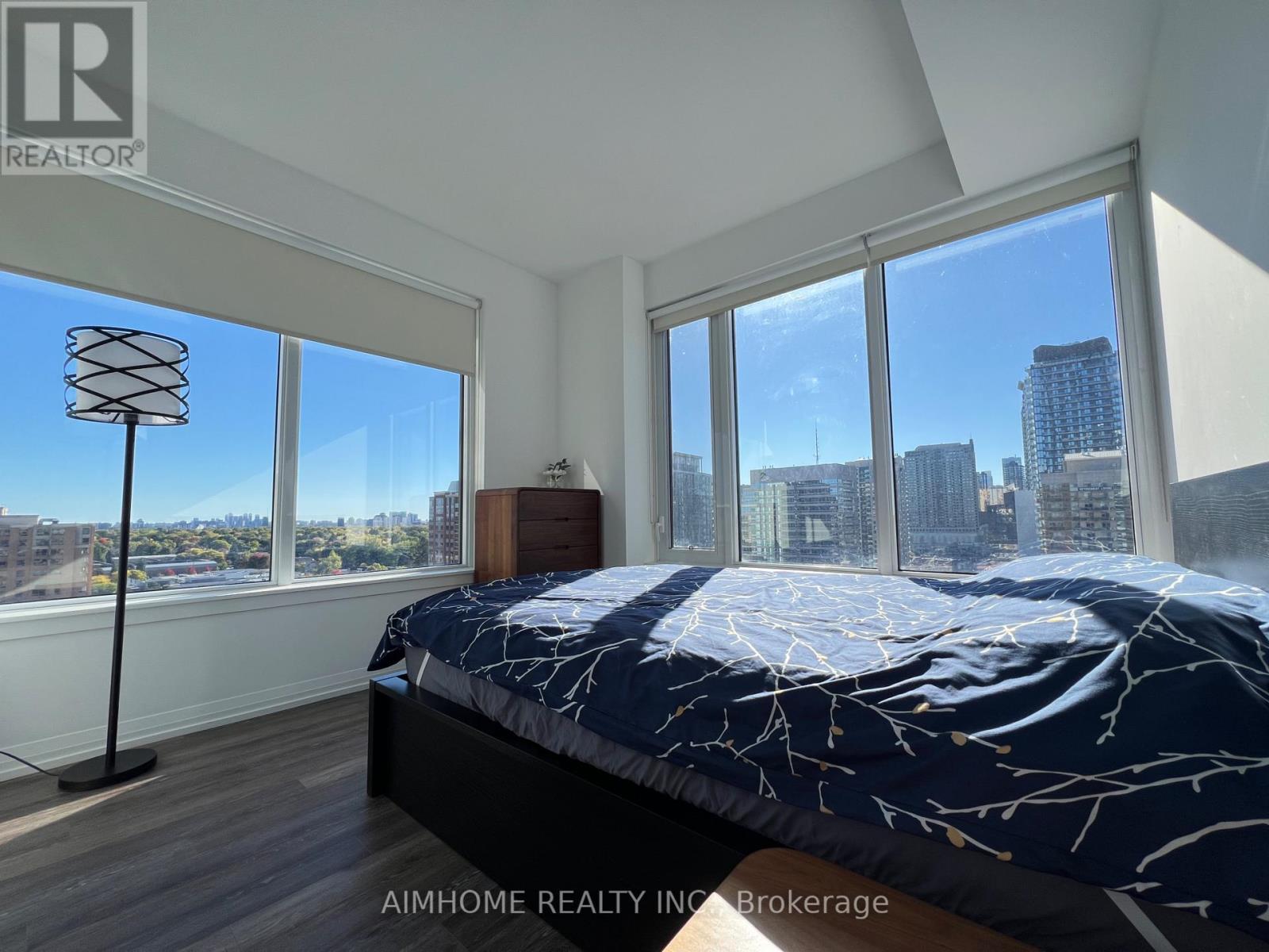 1602 - 75 Canterbury Place, Toronto, Ontario  M2N 0L2 - Photo 9 - C12501384