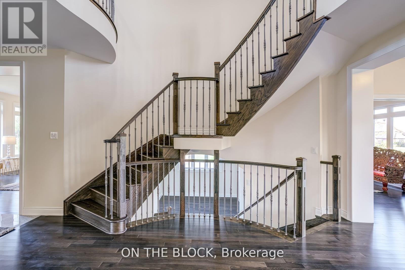 24 Whitewood Drive, Whitchurch-Stouffville, Ontario  L4A 1R9 - Photo 36 - N12501388