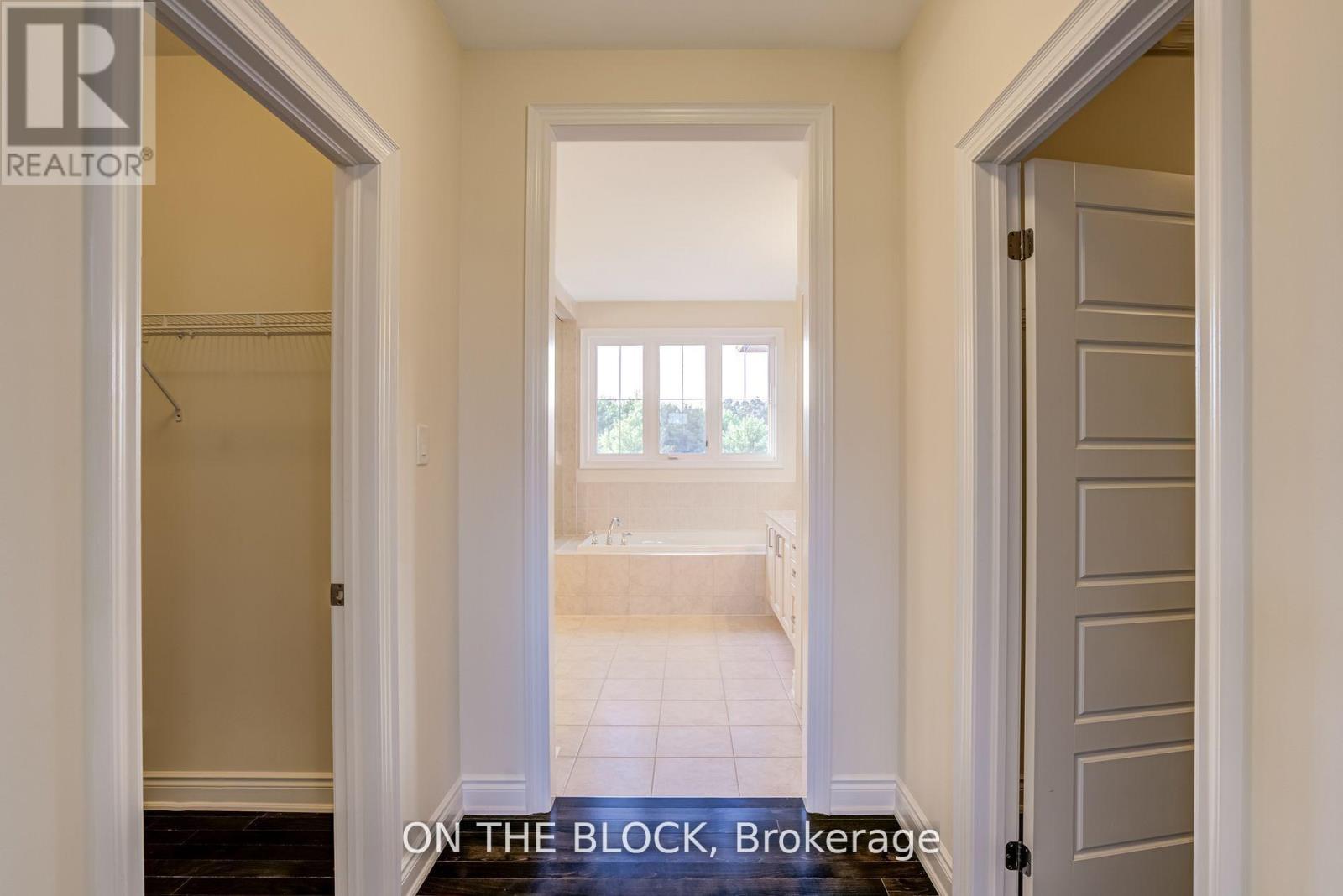 24 Whitewood Drive, Whitchurch-Stouffville, Ontario  L4A 1R9 - Photo 44 - N12501388