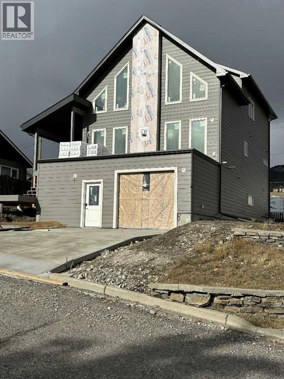 8305 18 Avenue, Coleman, Alberta