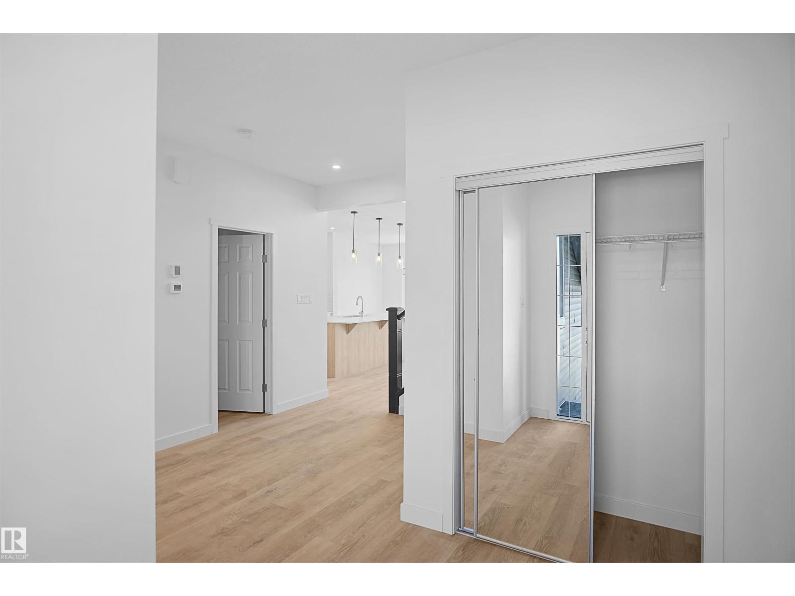 17340 7 St Ne, Edmonton, Alberta  T5Y 4E7 - Photo 13 - E4444135