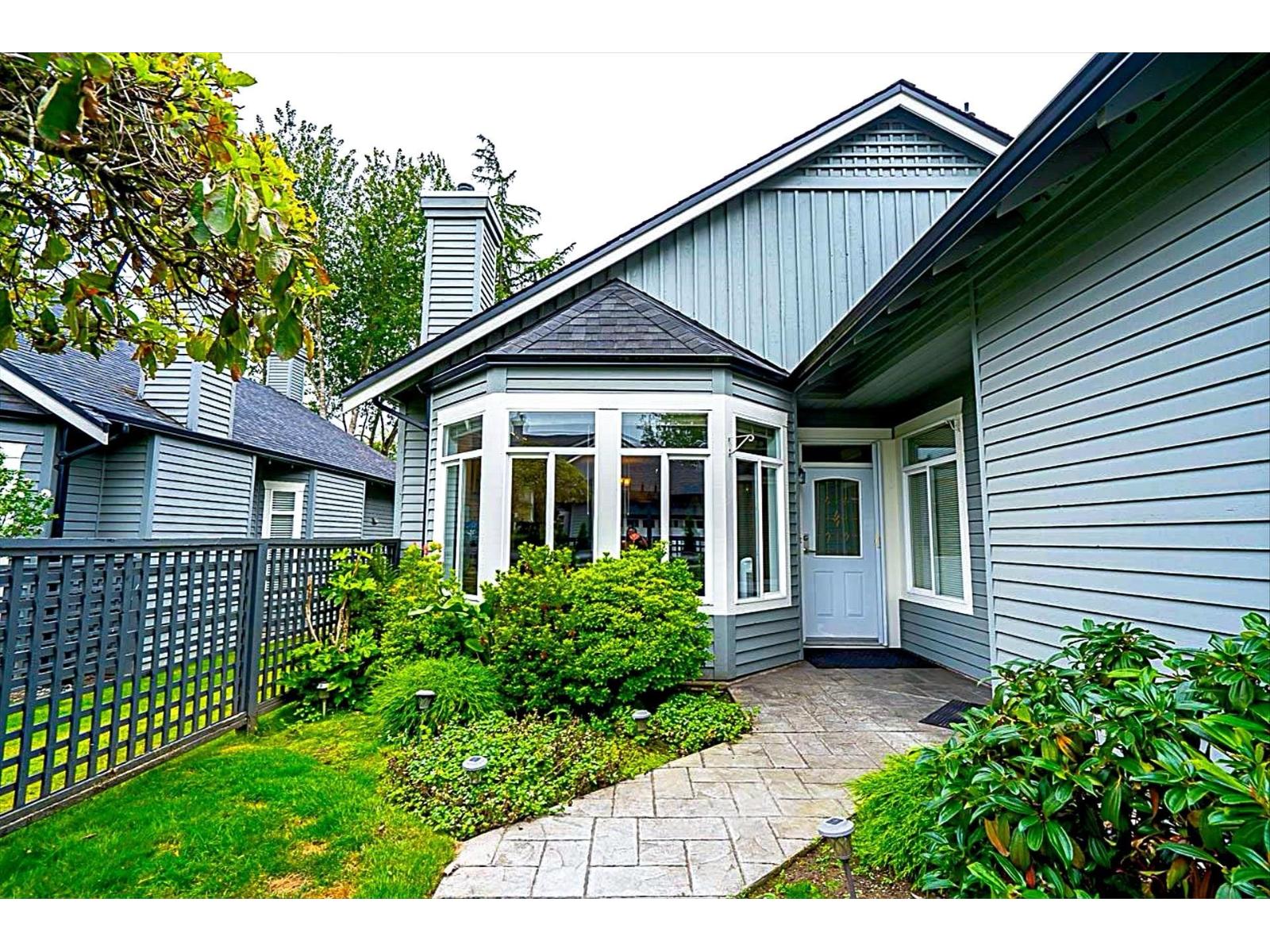 29 14909 32 Avenue, Surrey, British Columbia  V4P 1A4 - Photo 2 - R3020620