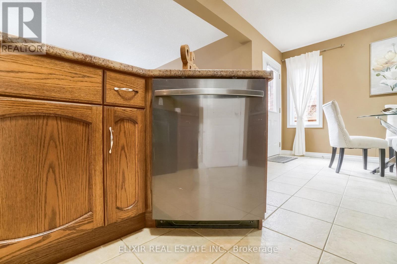 44 Acker Street, Guelph, Ontario  N1E 0G1 - Photo 18 - X12501382