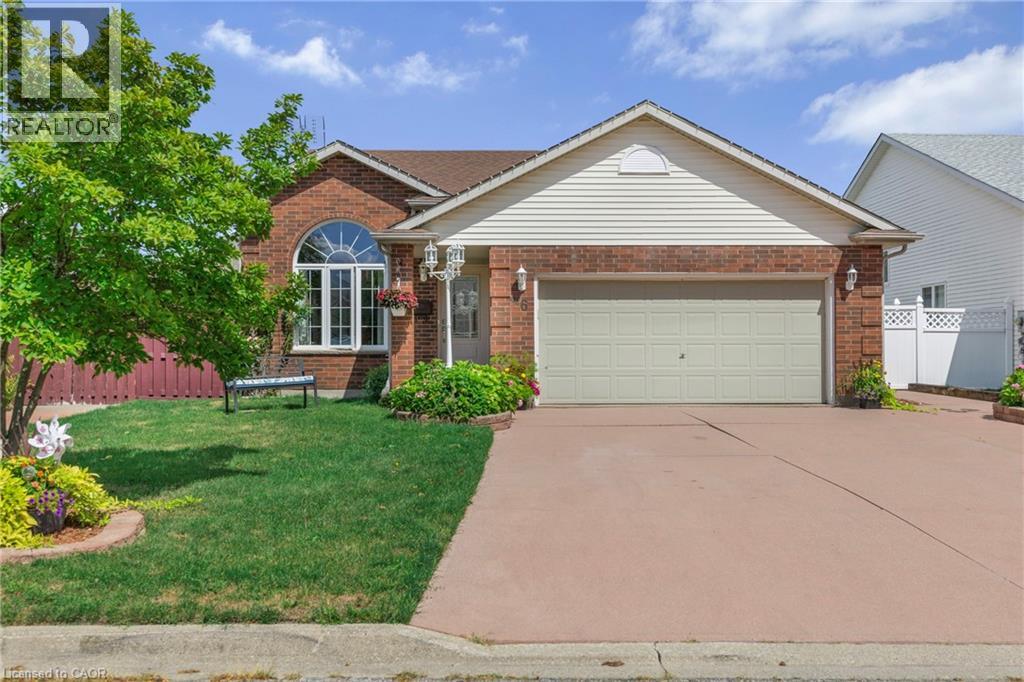 46 FOXHILL Crescent, St. Catharines, Ontario