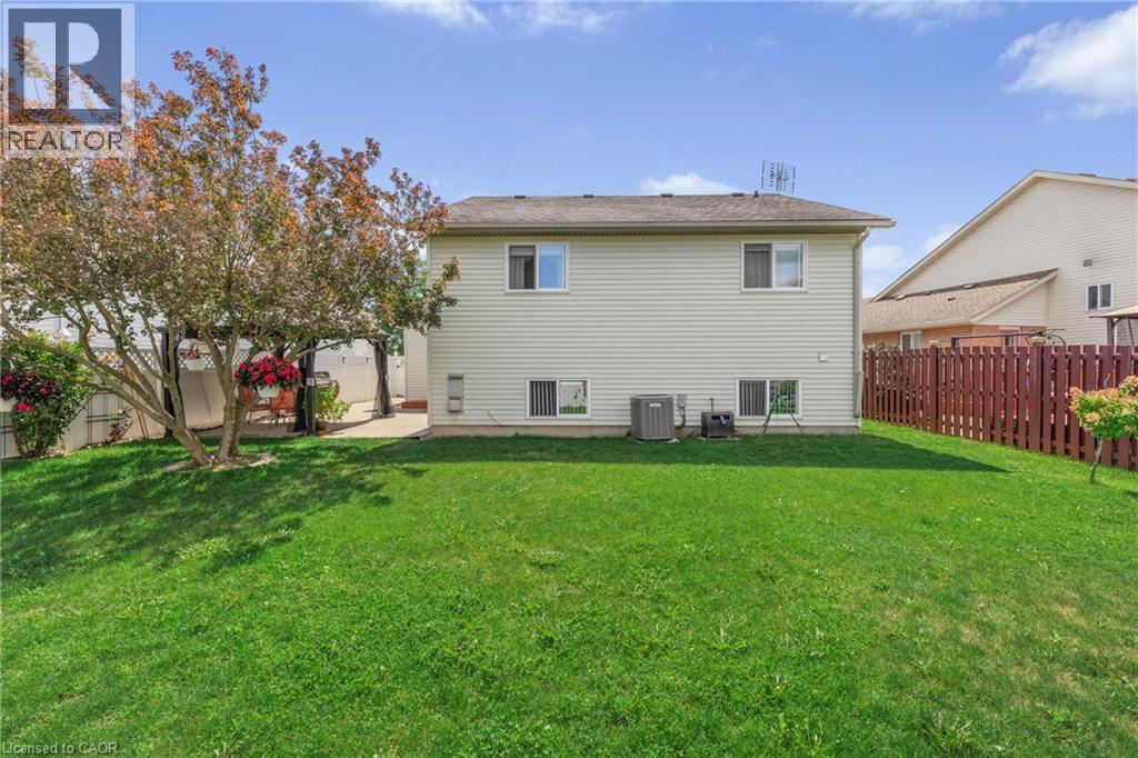 46 Foxhill Crescent, St. Catharines, Ontario  L2S 3V1 - Photo 29 - 40760069