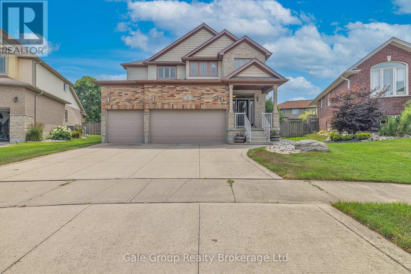 10 WESTVIEW COURT, Woodstock, Ontario