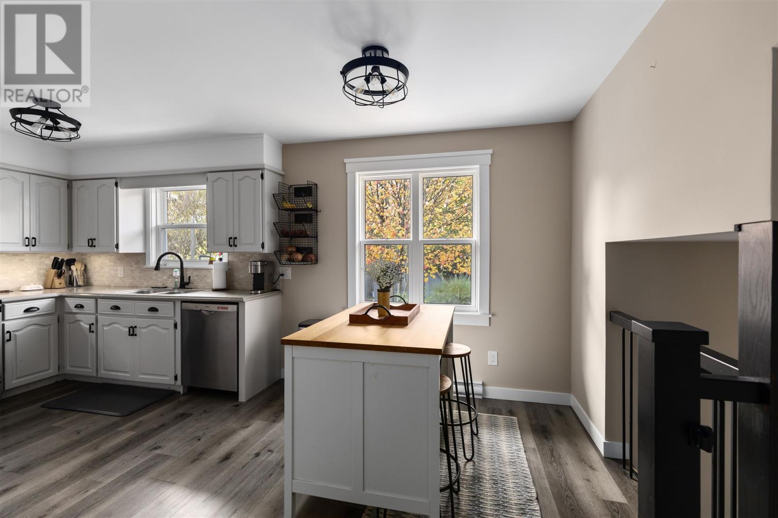 87 Parkshore Dr, Sault Ste. Marie, Ontario P6A 6B1 - Photo 13 - SM253072