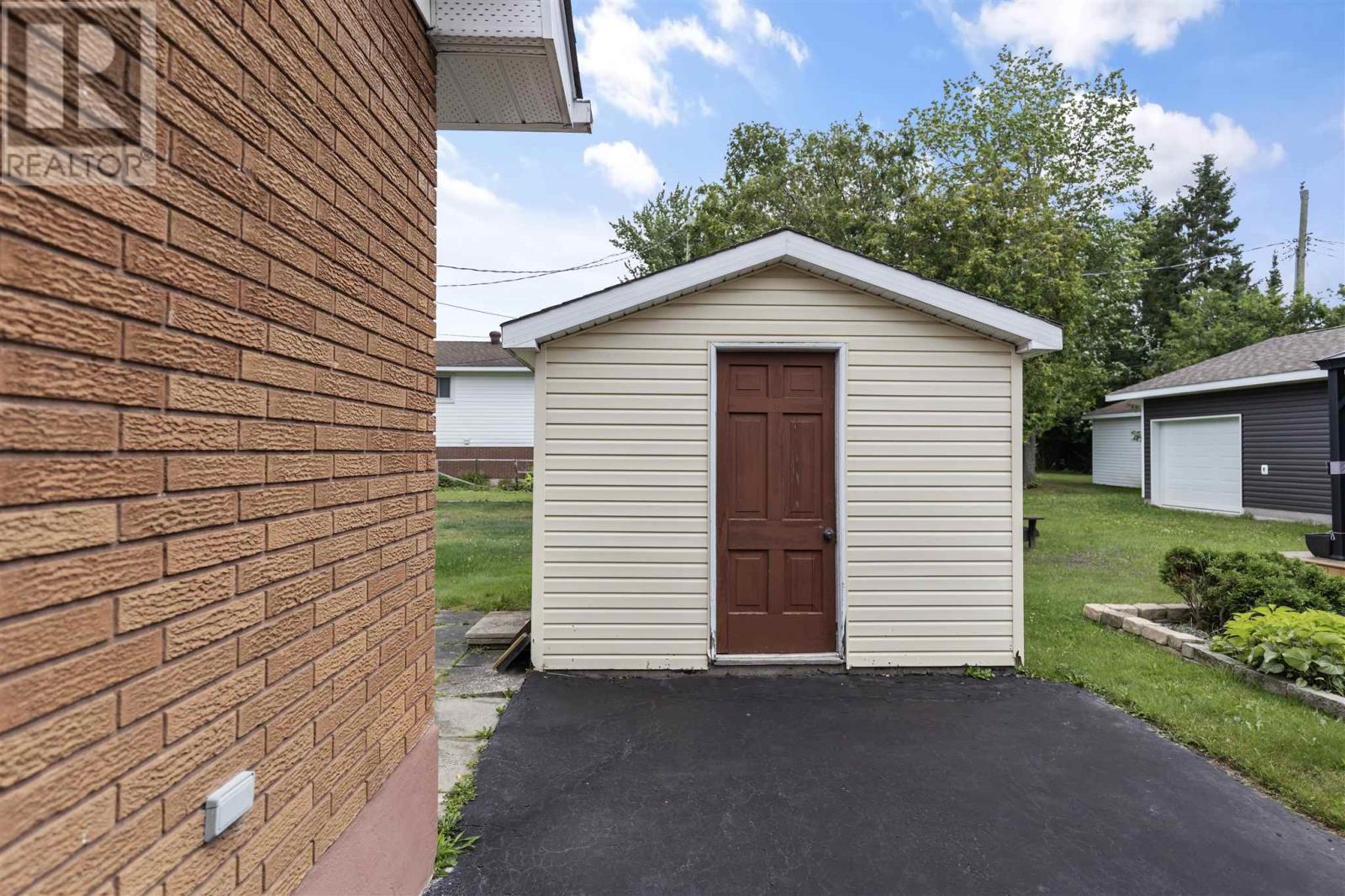 24 Plaintree Dr, Sault Ste. Marie, Ontario  P6B 5H1 - Photo 33 - SM253101