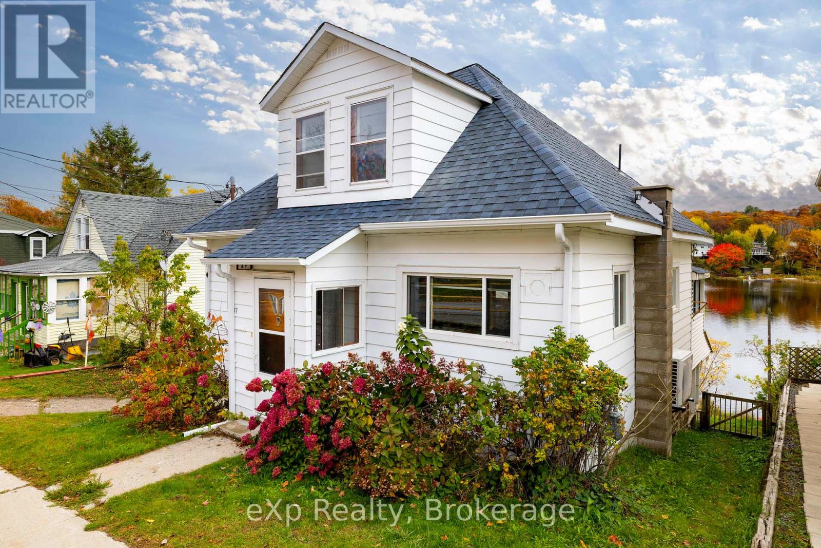 47 WILLIAM STREET, Parry Sound, Ontario