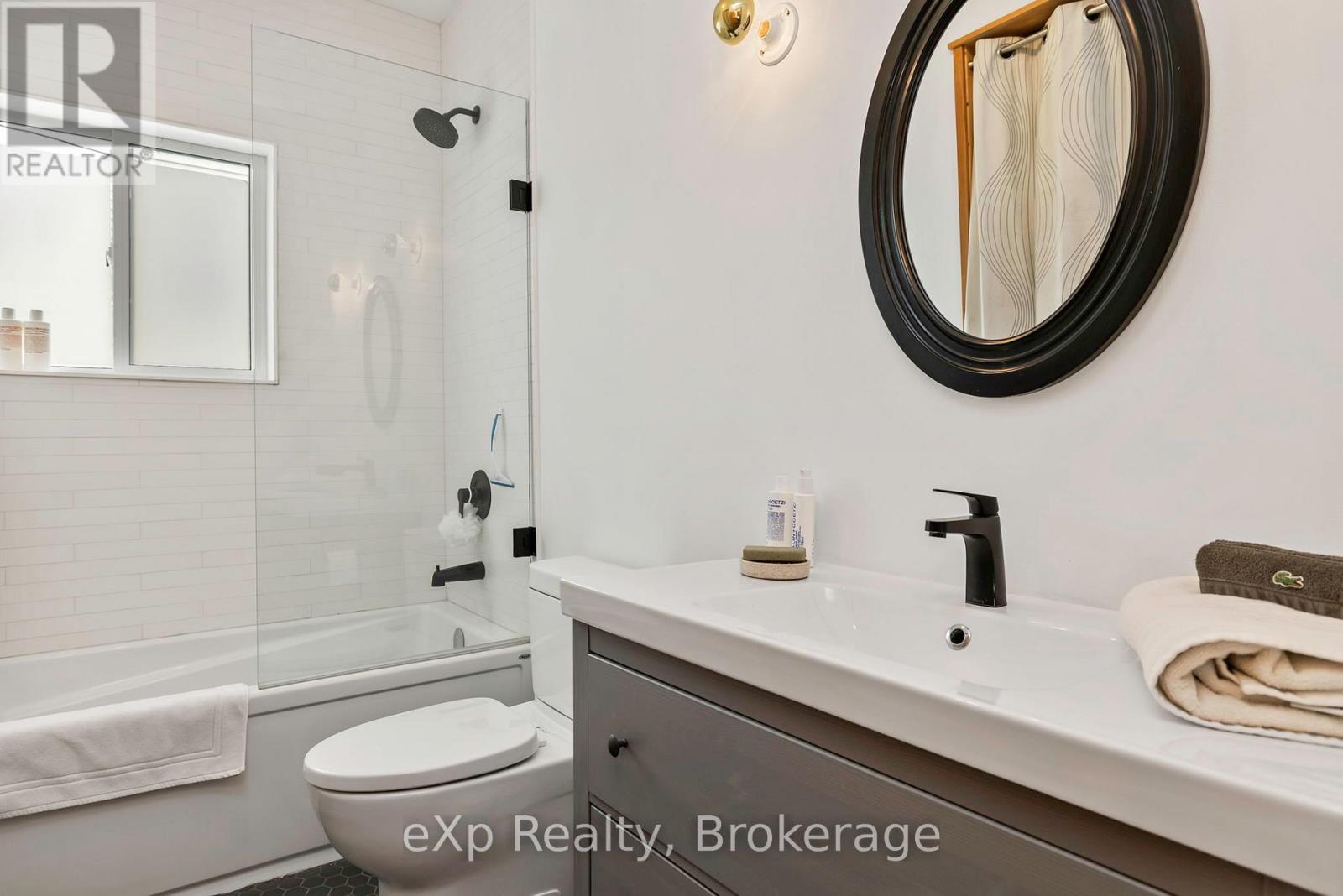 47 William Street, Parry Sound, Ontario  P2A 1V2 - Photo 19 - X12501406