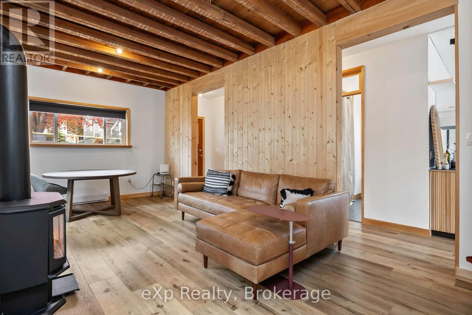 47 William Street, Parry Sound, Ontario  P2A 1V2 - Photo 5 - X12501406