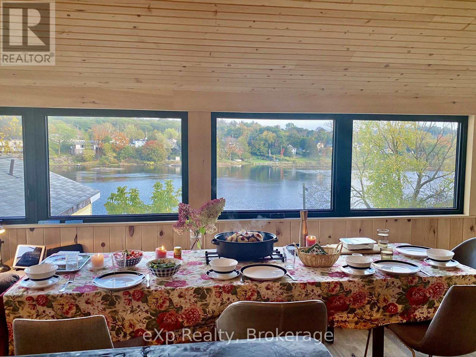 47 William Street, Parry Sound, Ontario  P2A 1V2 - Photo 8 - X12501406