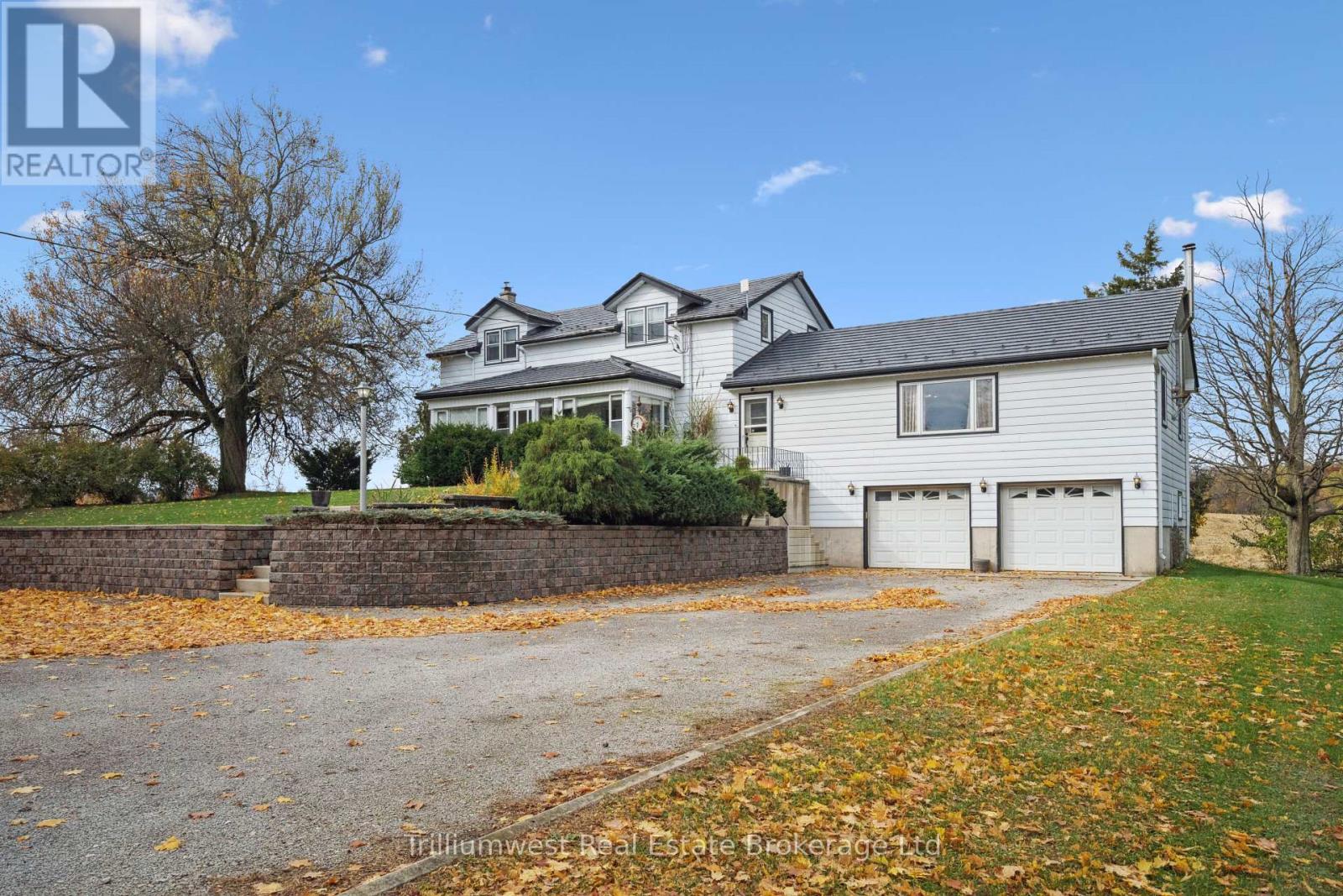 379 Little Lake Road, Norfolk, Ontario  N0J 1P0 - Photo 2 - X12501450