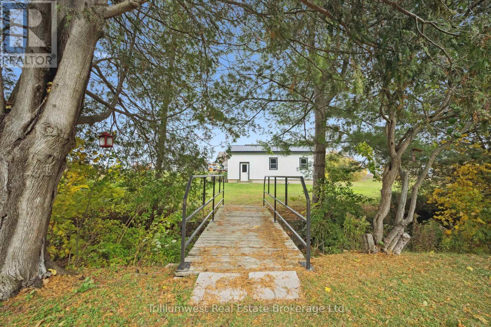 379 Little Lake Road, Norfolk, Ontario  N0J 1P0 - Photo 37 - X12501450