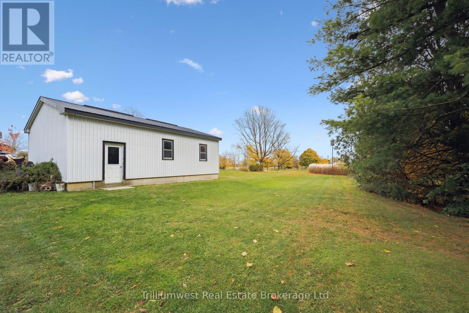 379 Little Lake Road, Norfolk, Ontario  N0J 1P0 - Photo 38 - X12501450