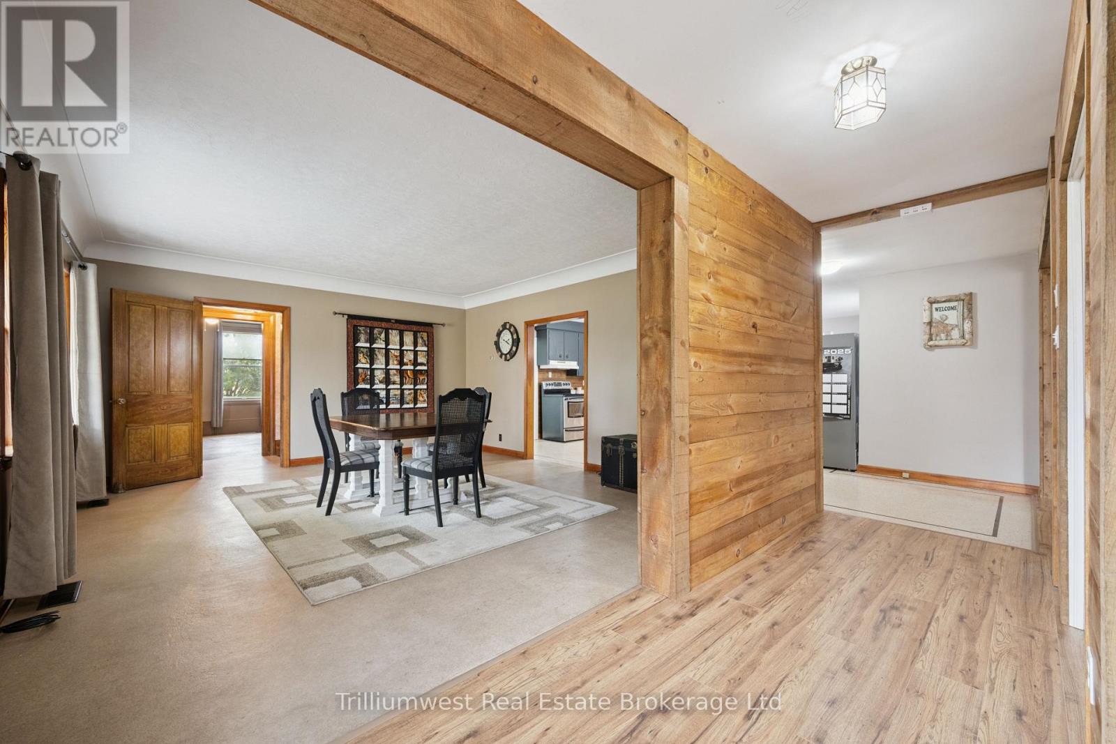 379 Little Lake Road, Norfolk, Ontario  N0J 1P0 - Photo 7 - X12501450