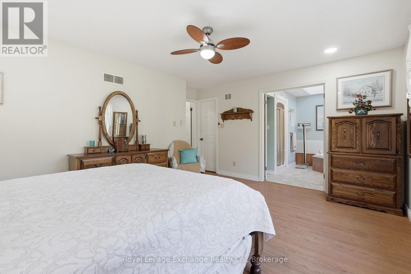 115 Deerhurst Drive, Huron-Kinloss, Ontario  N2Z 2X3 - Photo 22 - X12501454