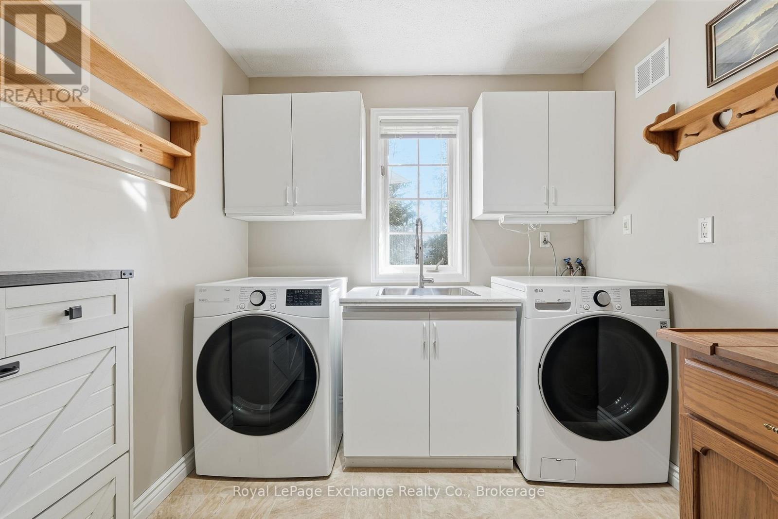 115 Deerhurst Drive, Huron-Kinloss, Ontario  N2Z 2X3 - Photo 26 - X12501454