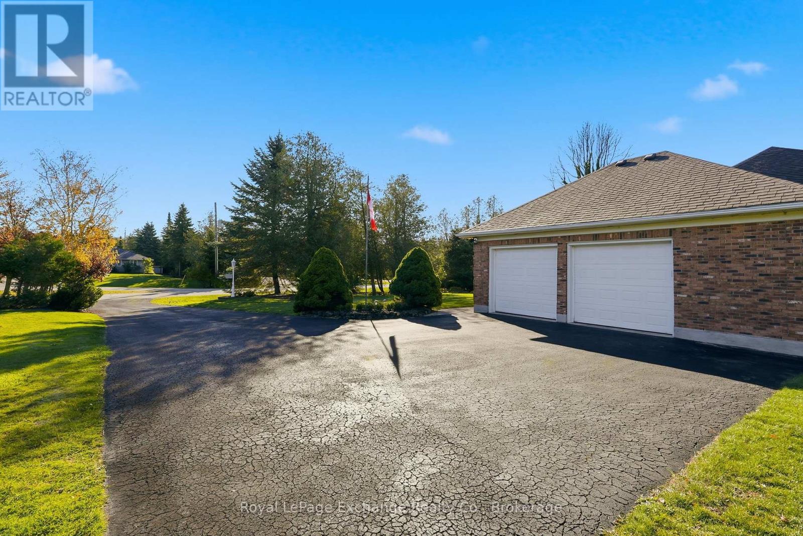 115 Deerhurst Drive, Huron-Kinloss, Ontario  N2Z 2X3 - Photo 41 - X12501454