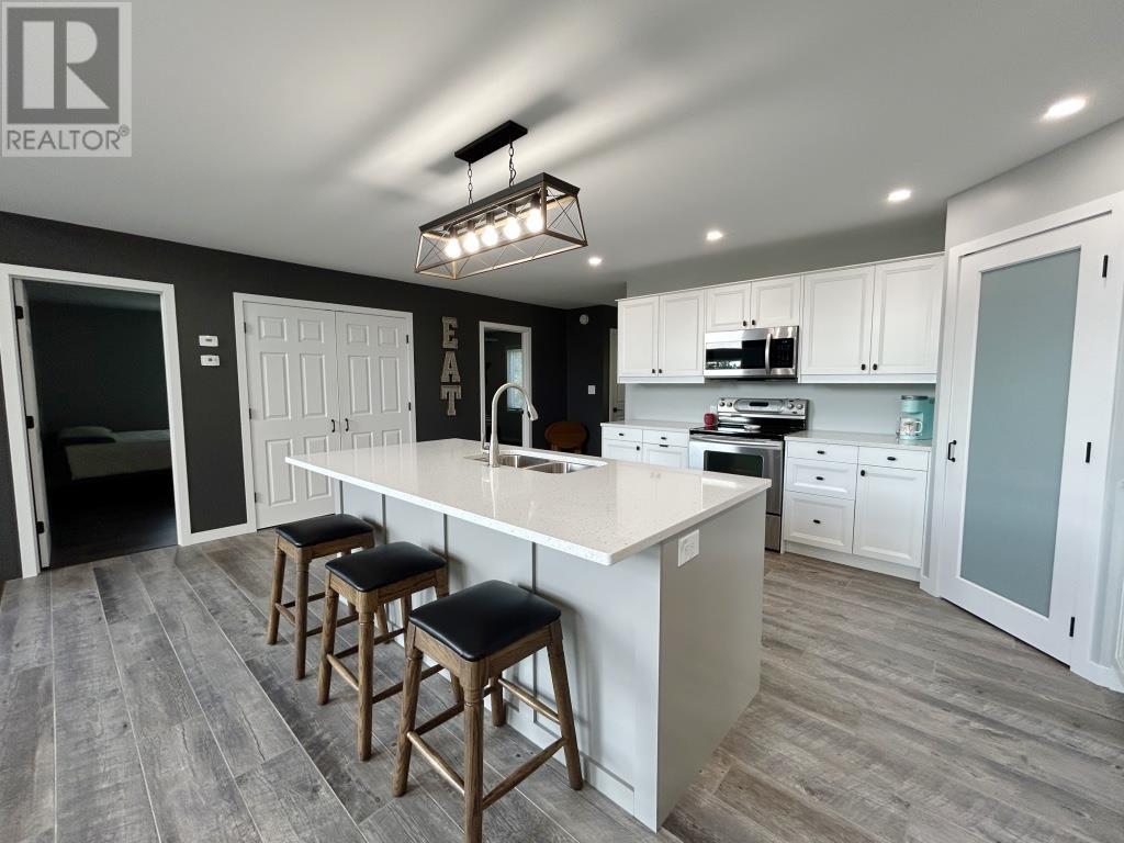 39b Reef Point Road, Fort Frances, Ontario  P9A 3M3 - Photo 12 - TB252490