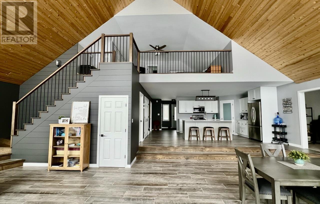 39b Reef Point Road, Fort Frances, Ontario  P9A 3M3 - Photo 6 - TB252490