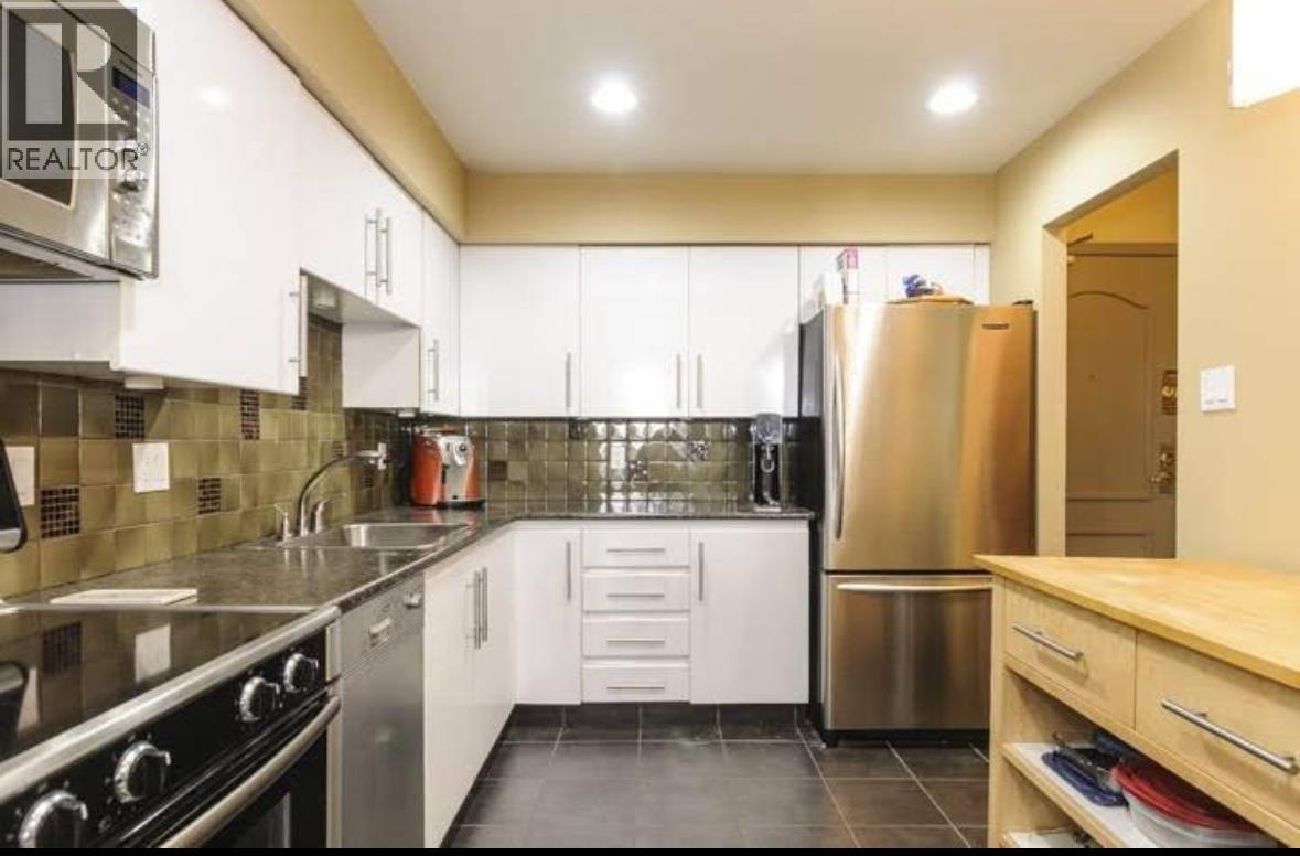 402 6888 Station Hill Drive, Burnaby, British Columbia  V3N 4X5 - Photo 12 - R3062686