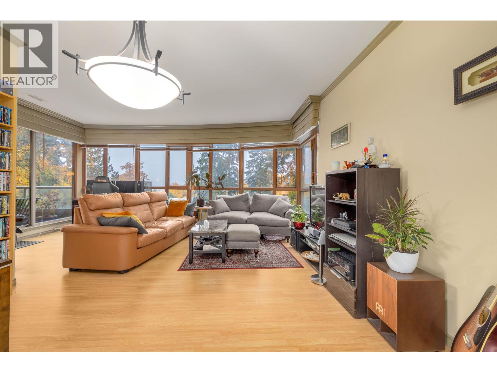 402 6888 Station Hill Drive, Burnaby, British Columbia  V3N 4X5 - Photo 3 - R3062686