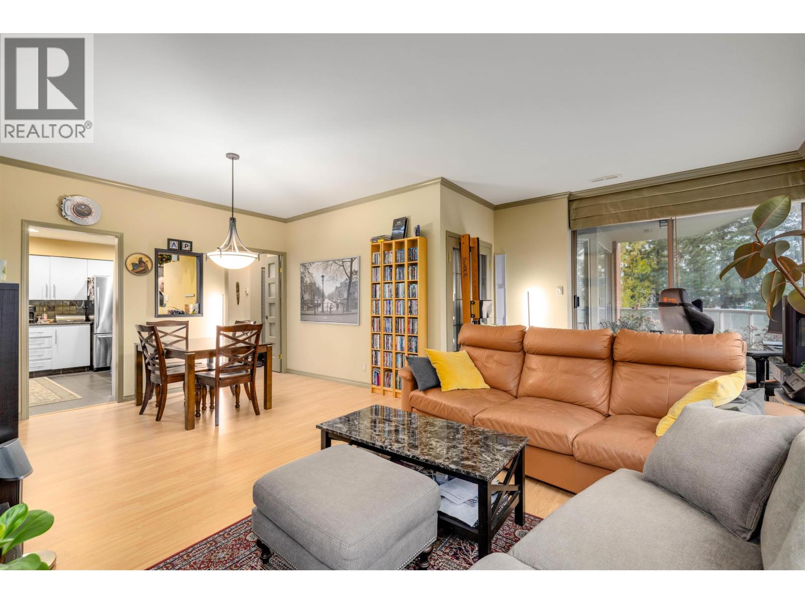 402 6888 Station Hill Drive, Burnaby, British Columbia  V3N 4X5 - Photo 8 - R3062686