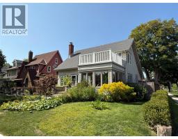 127 Fleming STREET, Sarnia, Ontario