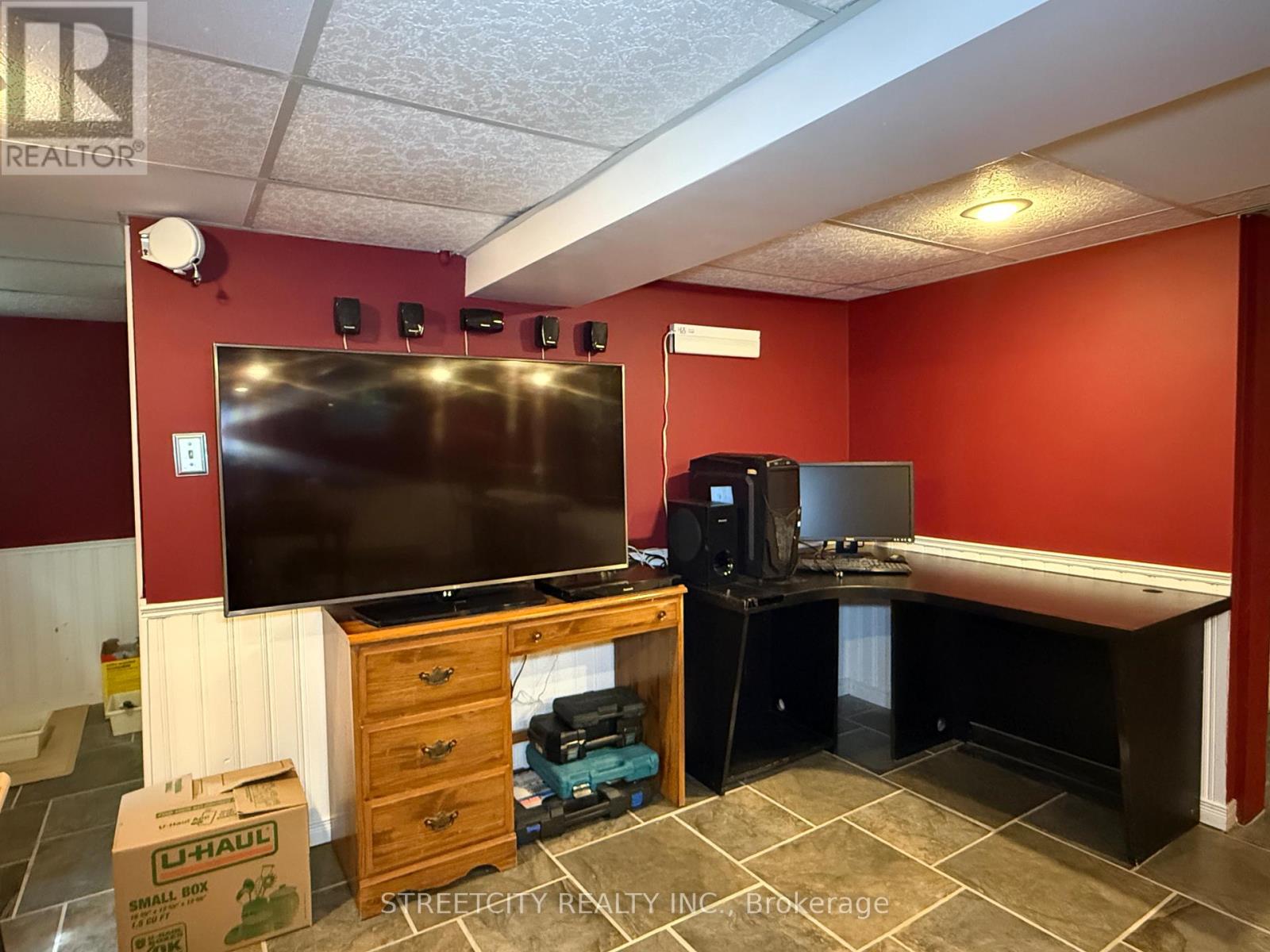 127 Fleming Street, Sarnia, Ontario  N7T 6C2 - Photo 22 - X12501462