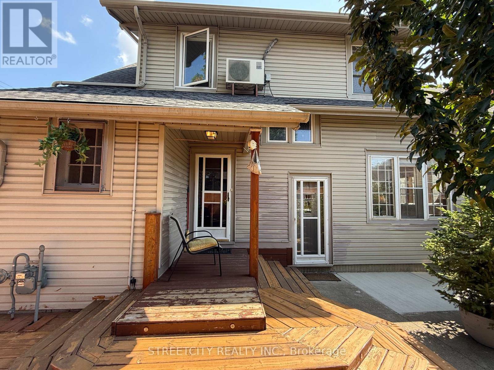 127 Fleming Street, Sarnia, Ontario  N7T 6C2 - Photo 27 - X12501462