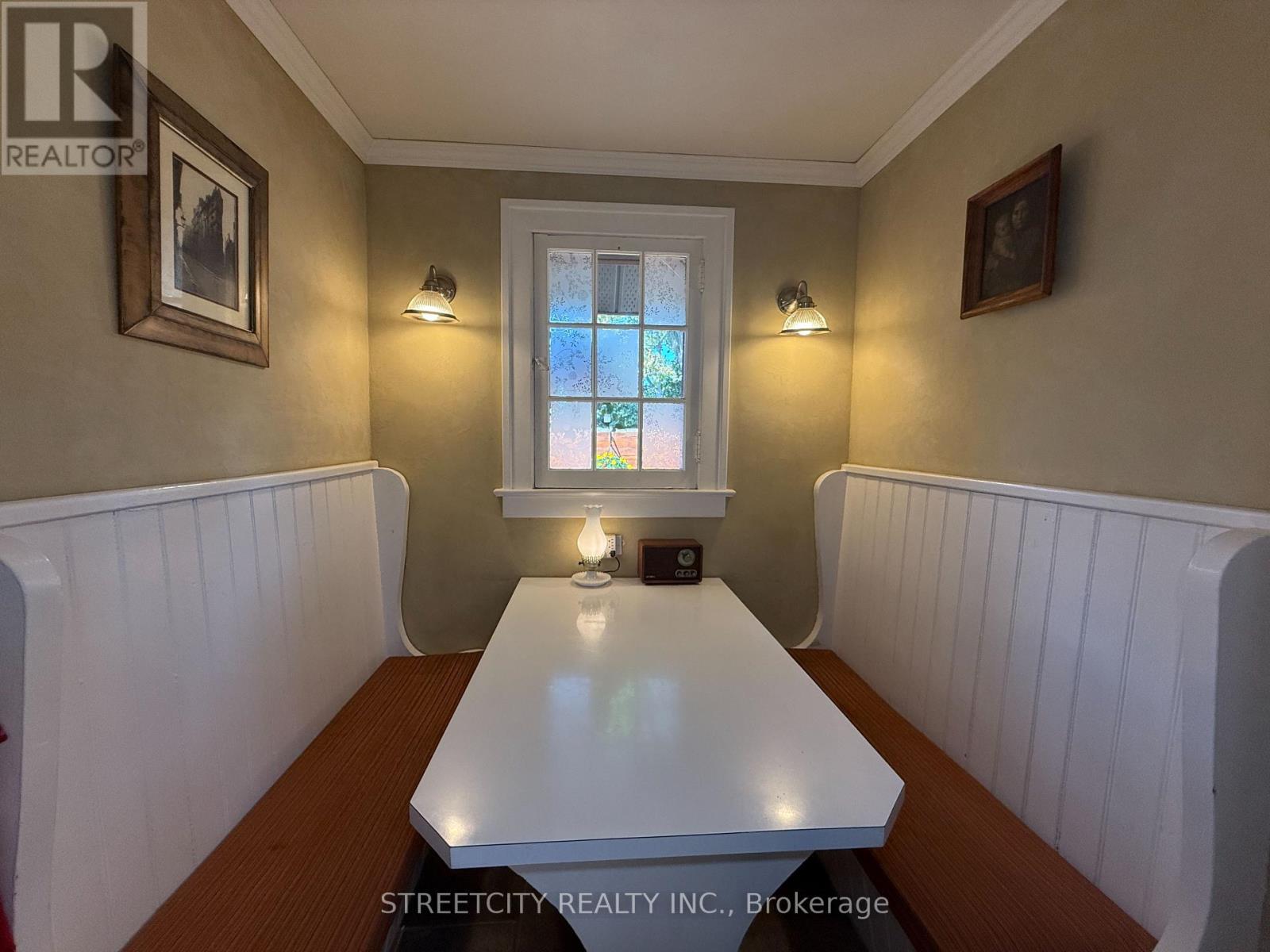 127 Fleming Street, Sarnia, Ontario  N7T 6C2 - Photo 4 - X12501462