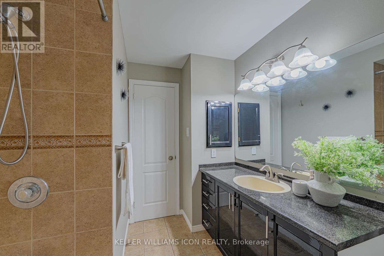 83 Wrenwood Crescent, Ottawa, Ontario  K2G 5V5 - Photo 27 - X12501444