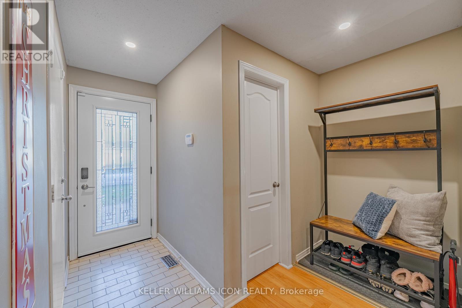 83 Wrenwood Crescent, Ottawa, Ontario  K2G 5V5 - Photo 6 - X12501444