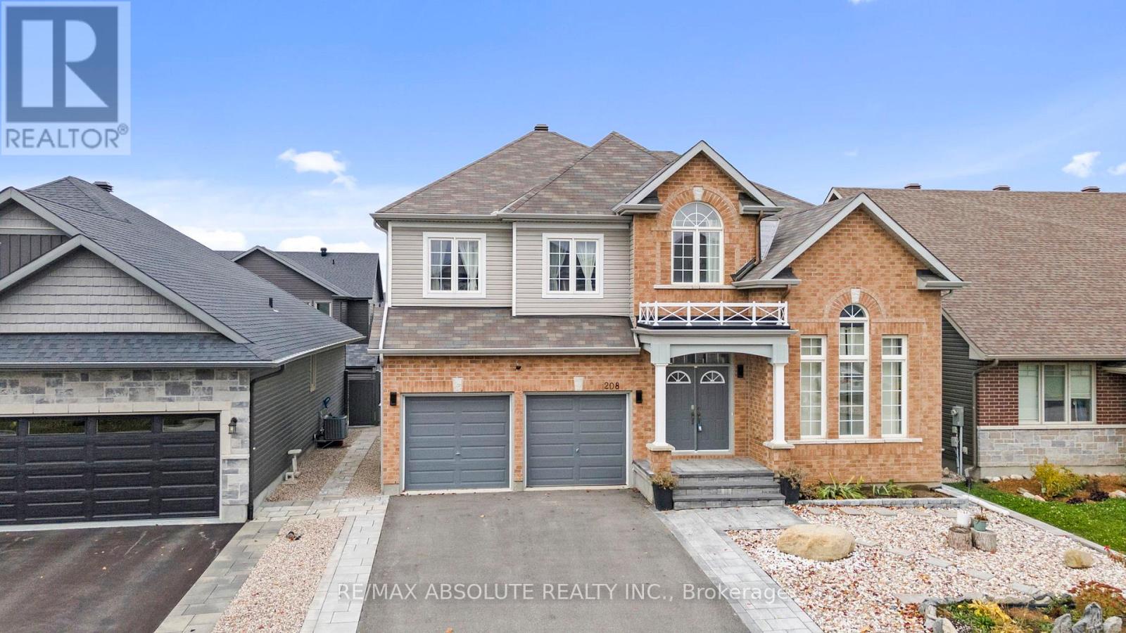 208 Rover Street, Ottawa, Ontario  K2S 1S3 - Photo 3 - X12501446