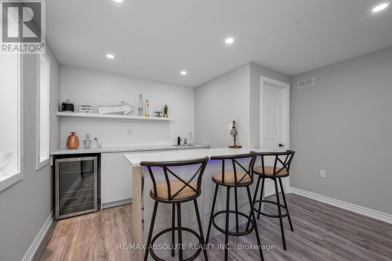 208 Rover Street, Ottawa, Ontario  K2S 1S3 - Photo 44 - X12501446