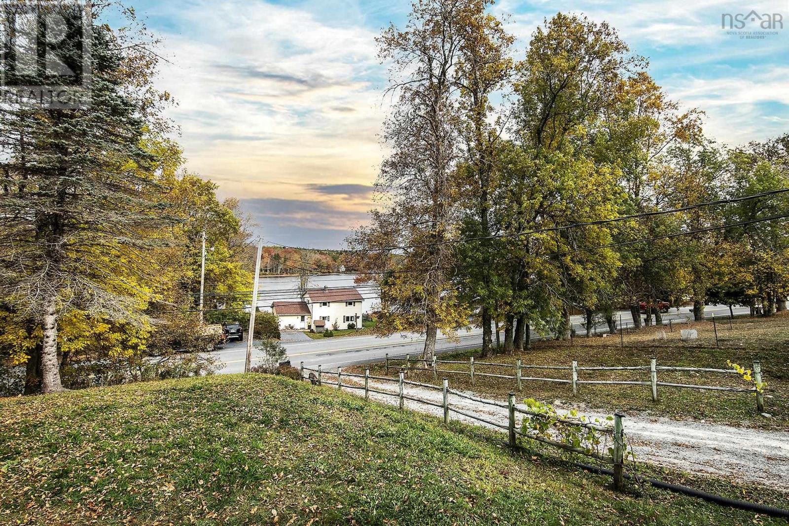 1186 Highway 1, Lakelands, Nova Scotia  B0N 1Z0 - Photo 33 - 202525561