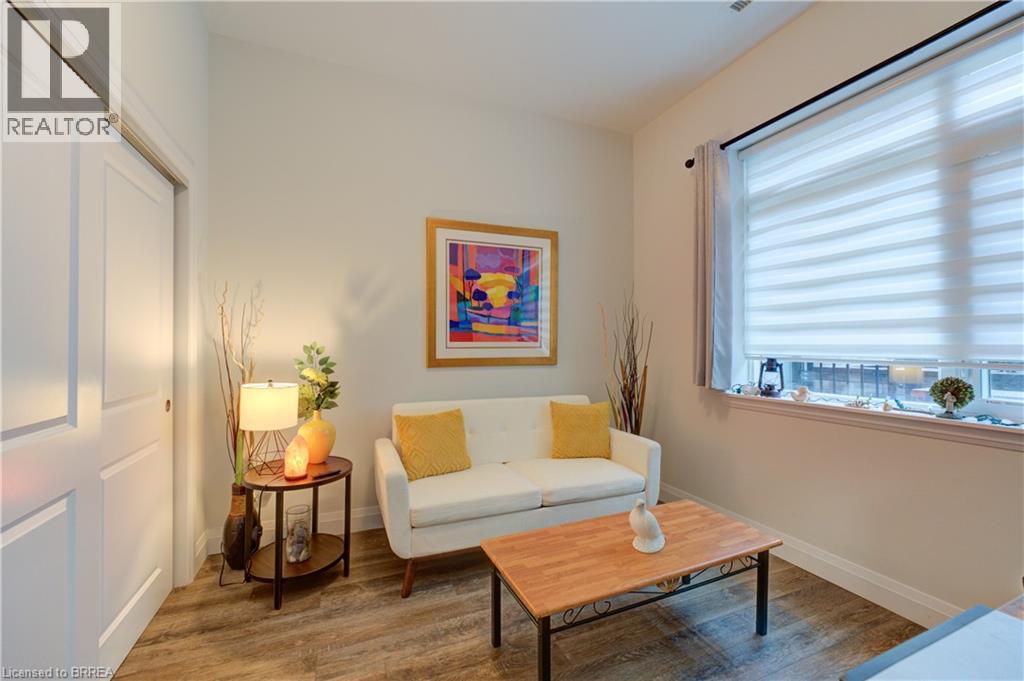 1 Redfern Avenue Unit# 102, Hamilton, Ontario  L9C 0E6 - Photo 10 - 40784648