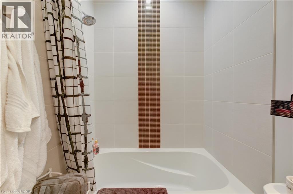 1 Redfern Avenue Unit# 102, Hamilton, Ontario  L9C 0E6 - Photo 14 - 40784648