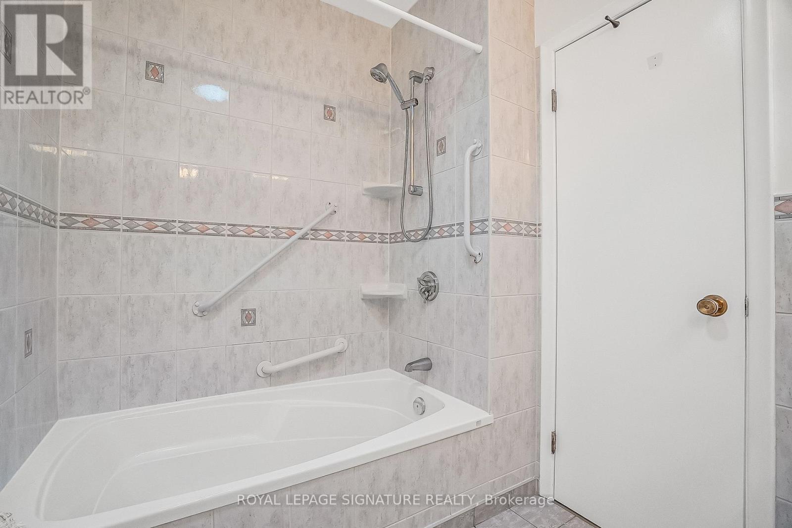 113 Fenside Drive, Toronto, Ontario  M3A 2V7 - Photo 23 - C12501436