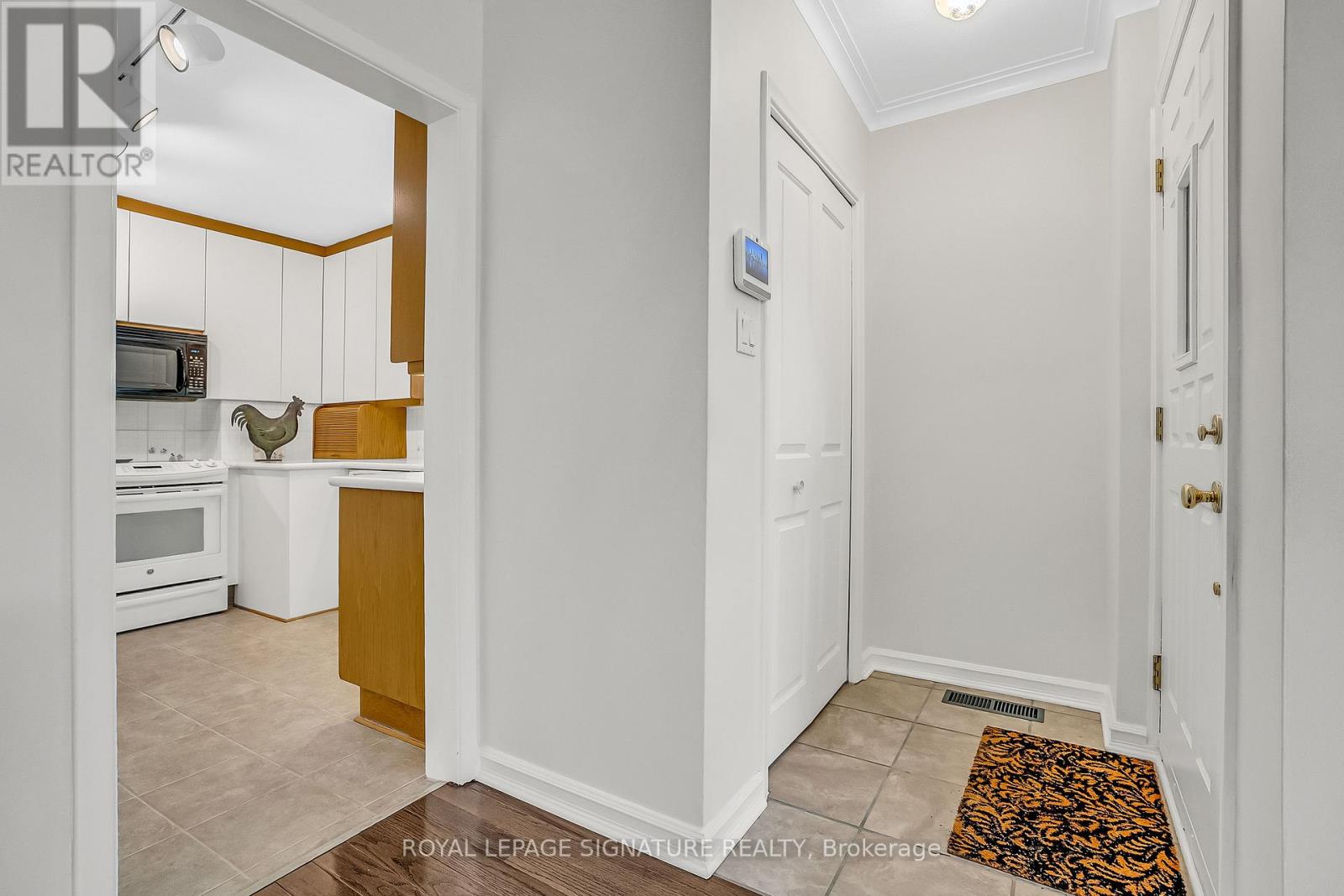 113 Fenside Drive, Toronto, Ontario  M3A 2V7 - Photo 4 - C12501436
