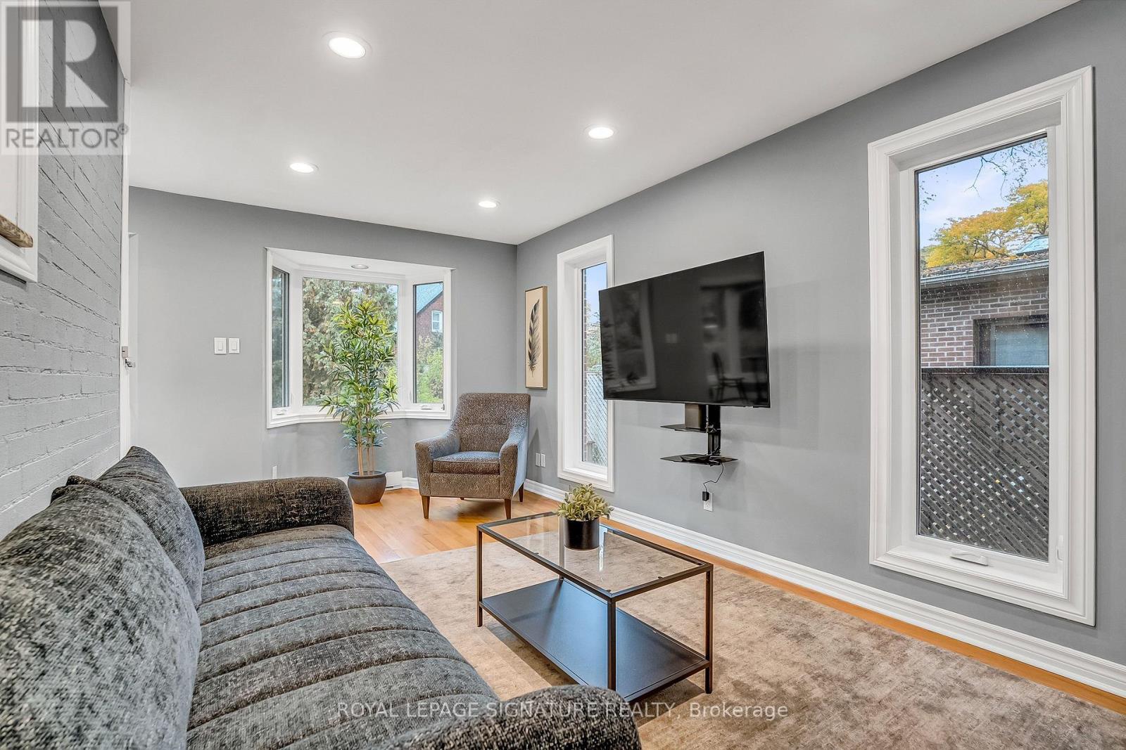 6 Armour Boulevard, Toronto, Ontario  M5M 3C1 - Photo 16 - C12501438