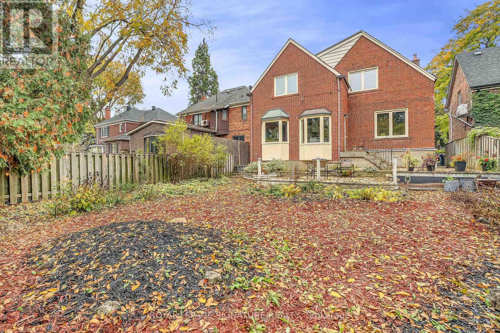 6 Armour Boulevard, Toronto, Ontario  M5M 3C1 - Photo 38 - C12501438