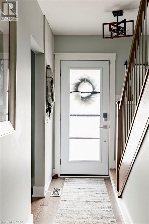 45 Tragina Avenue N, Hamilton, Ontario  L8H 5C4 - Photo 5 - 40774865