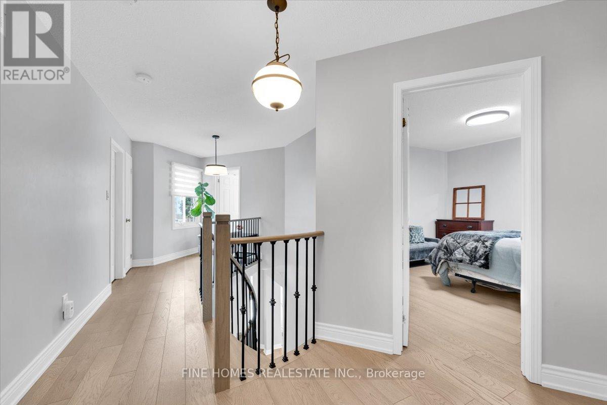 153 Browning Trail, Barrie (Letitia Heights), Ontario  L4N 6R2 - Photo 13 - S12501420