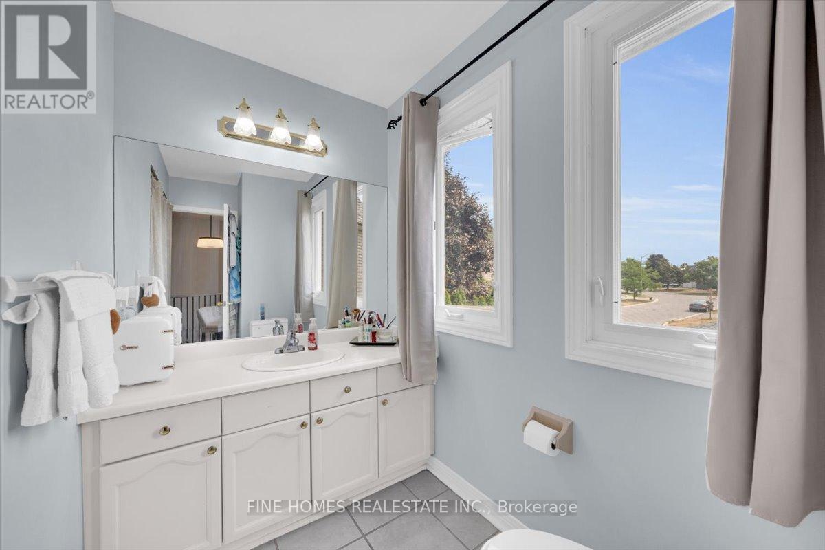 153 Browning Trail, Barrie (Letitia Heights), Ontario  L4N 6R2 - Photo 22 - S12501420