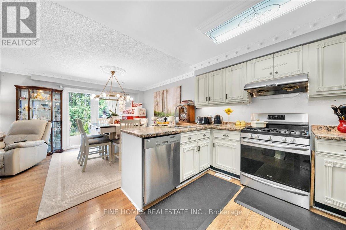 153 Browning Trail, Barrie (Letitia Heights), Ontario  L4N 6R2 - Photo 8 - S12501420