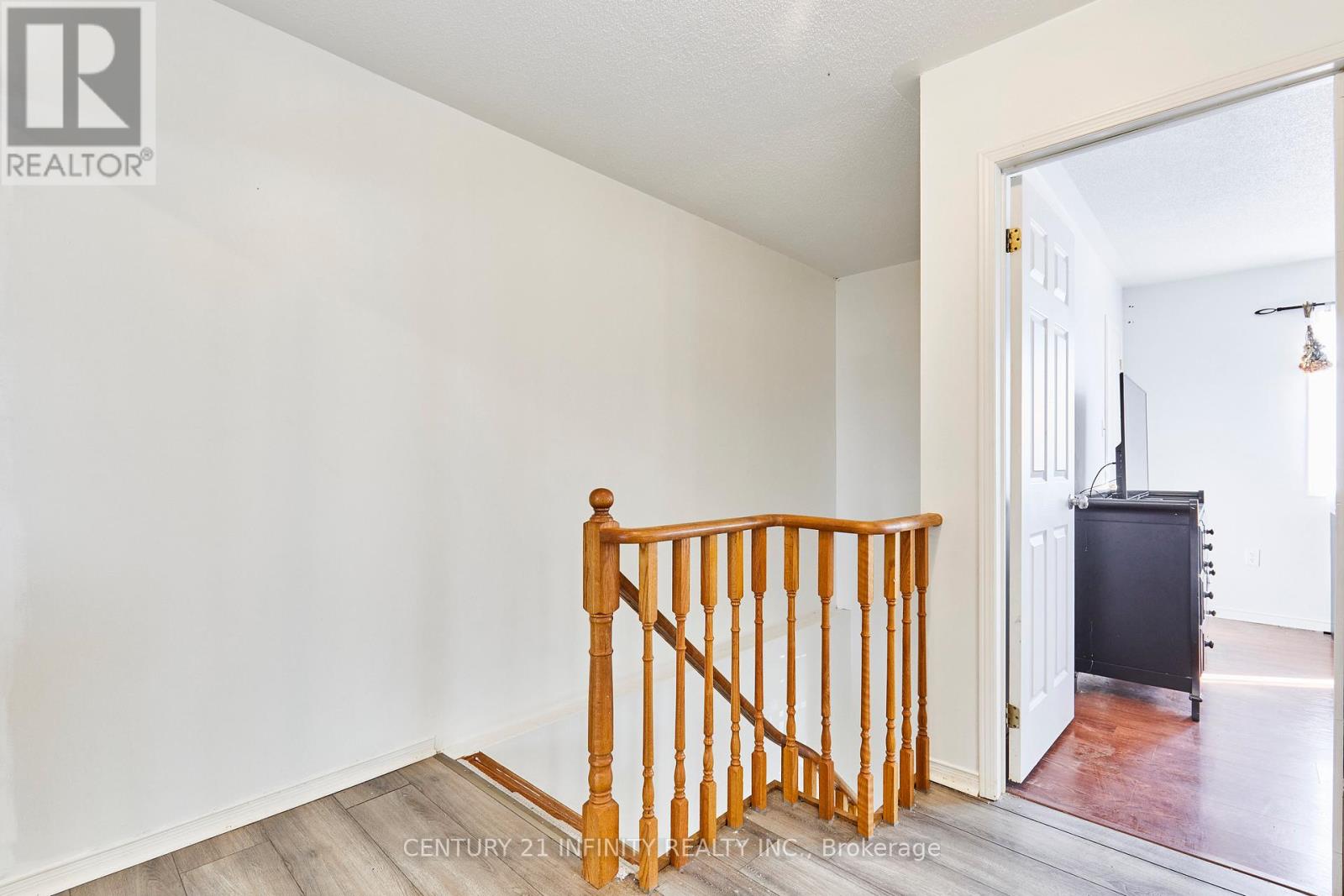 20 Brodie Court, Clarington, Ontario  L1C 4Z2 - Photo 10 - E12501498