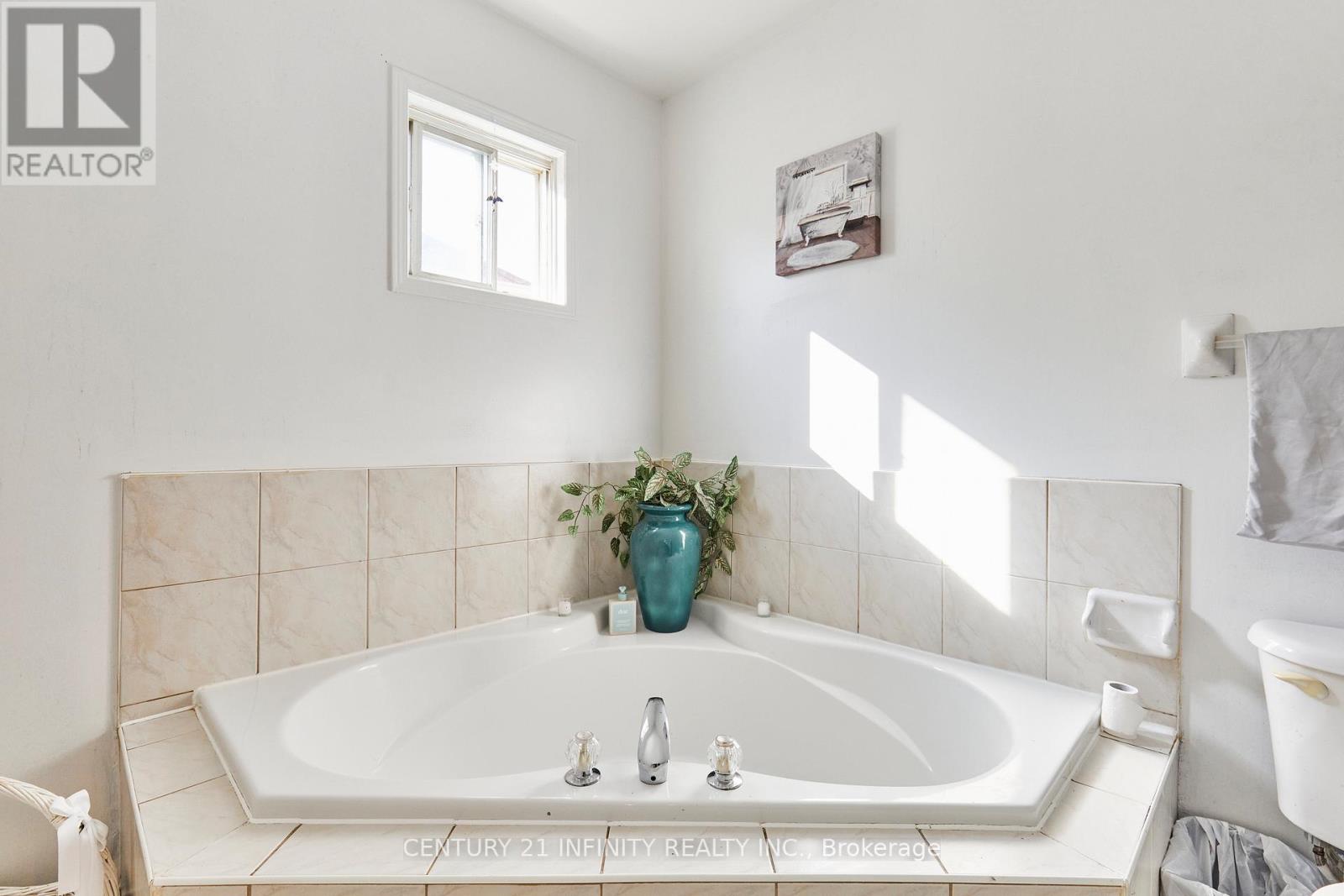 20 Brodie Court, Clarington, Ontario  L1C 4Z2 - Photo 18 - E12501498