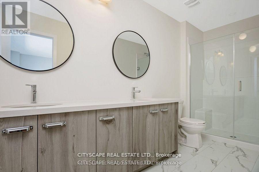 1359 Shevchenko Boulevard, Oakville, Ontario  L6M 5R4 - Photo 13 - W12501390